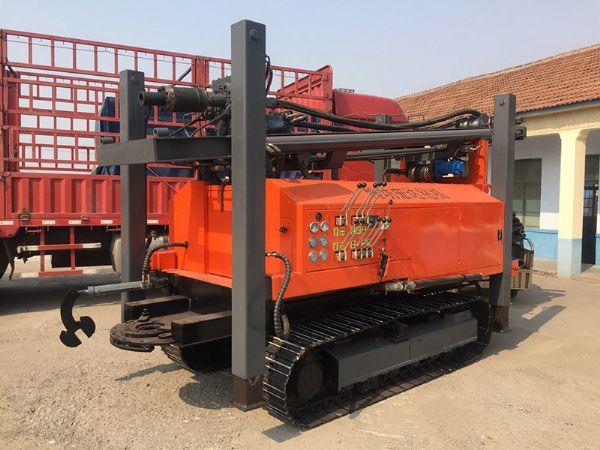 8 履帶500300裝車.jpg