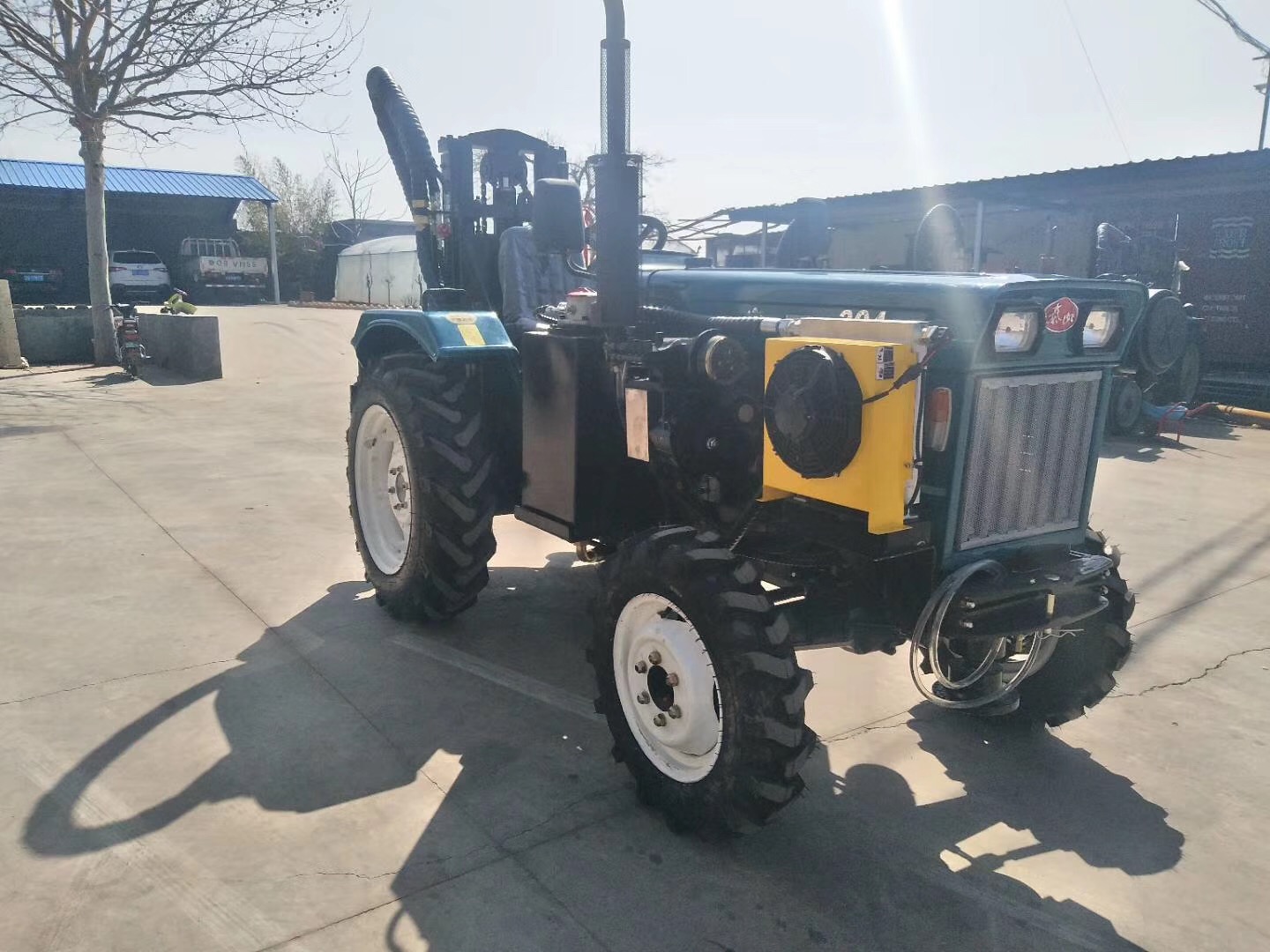 Z-WC150拖拉機(jī)式氣動(dòng)工藝鉆機(jī)