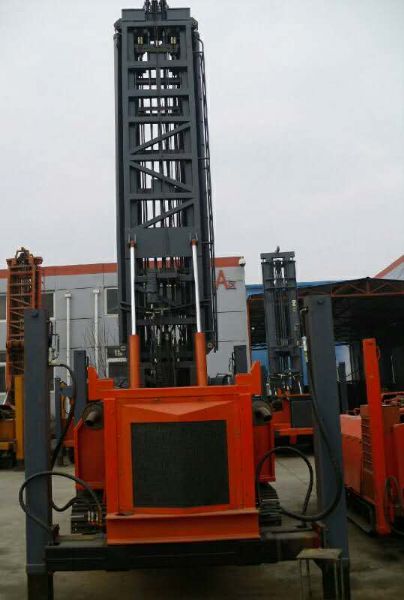 Z-WC800全液壓履帶氣動(dòng)鉆機(jī) (7).jpg