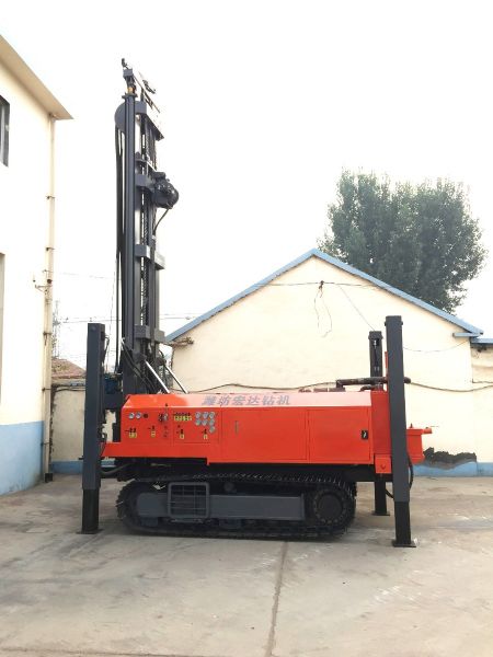 Z-WC500全液壓履帶氣動(dòng)鉆機(jī) (3).jpg