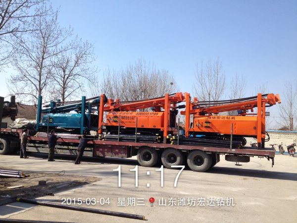 Z-WC400B全液壓履帶遙控氣動(dòng)工藝鉆機(jī)