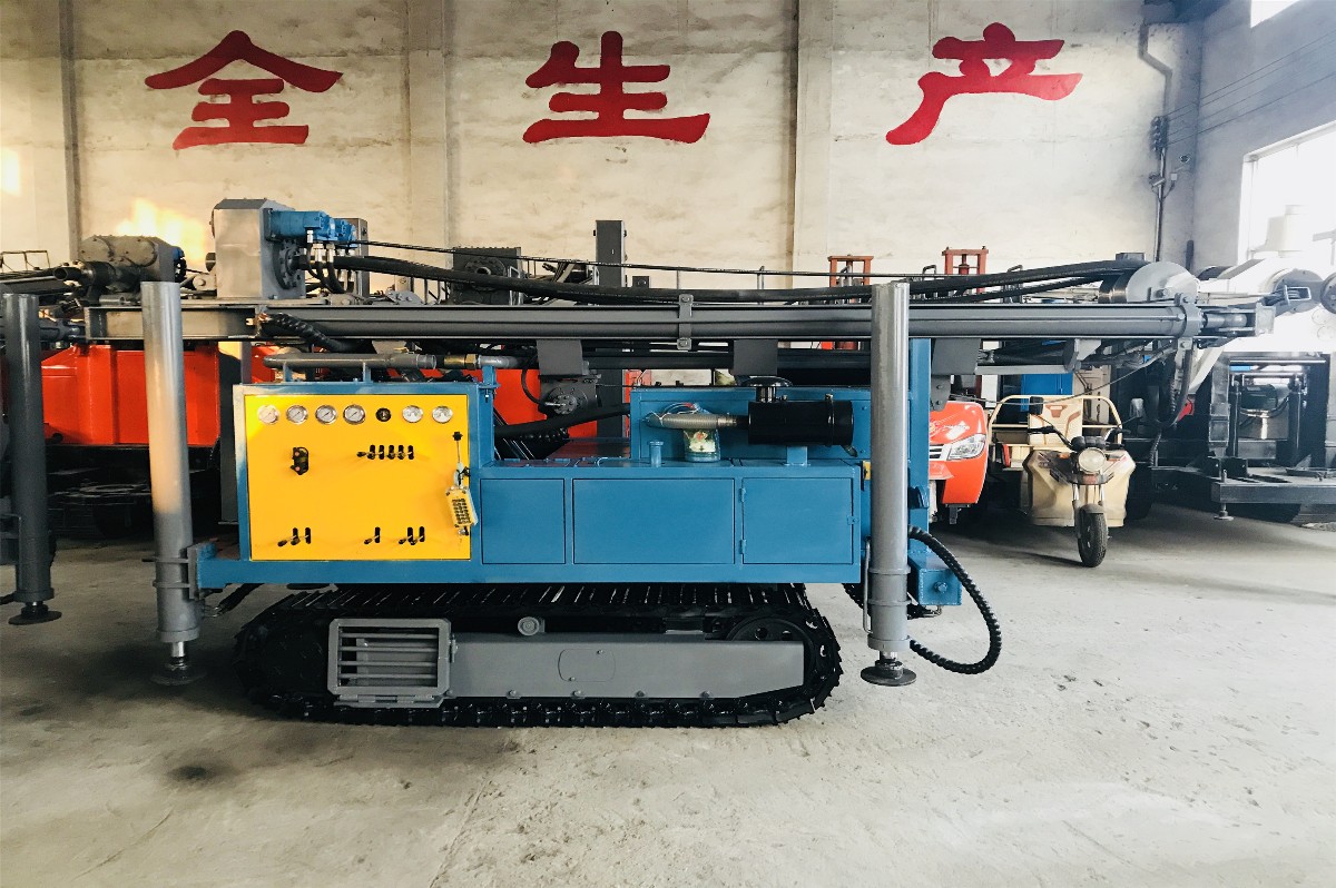 Z-WC400A全液壓履帶氣動(dòng)鉆機(jī) (10).JPG