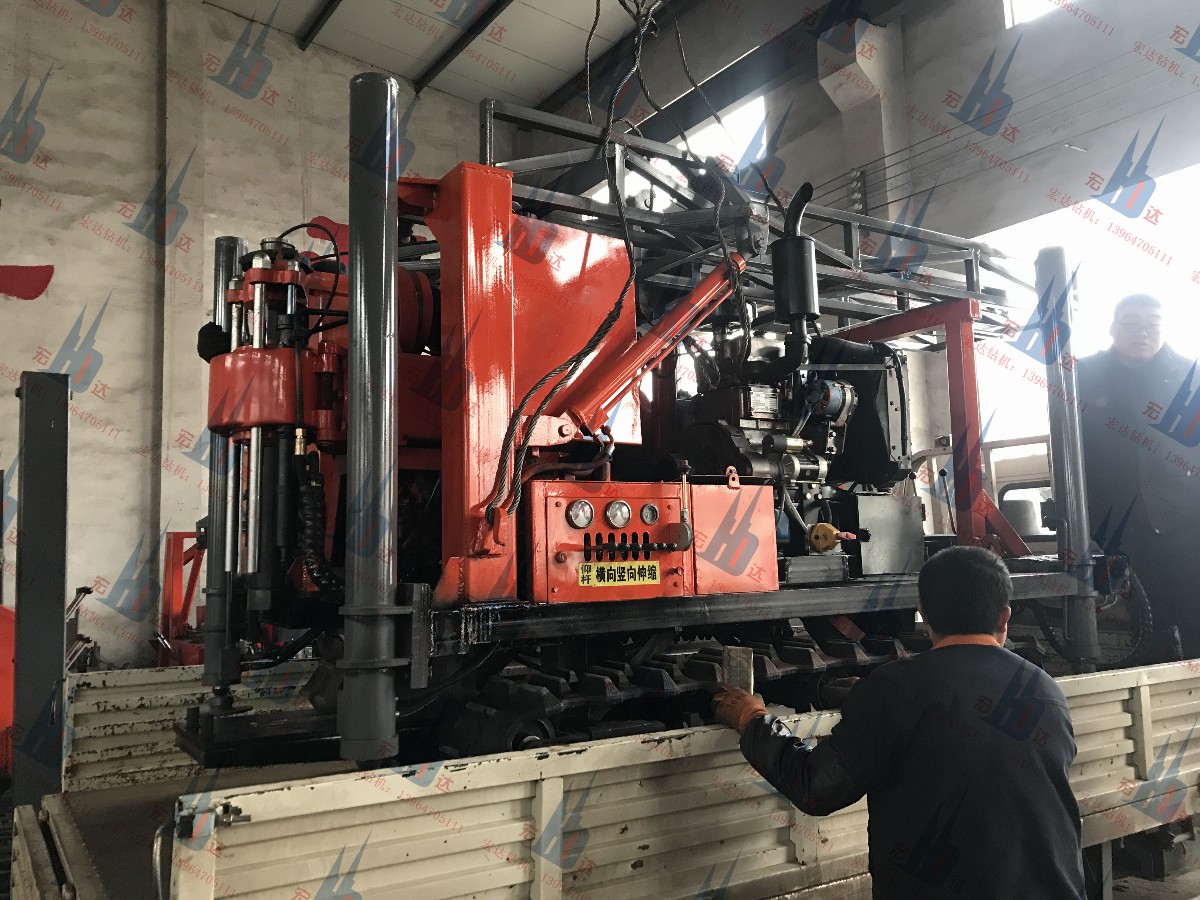 Z-WCSZ200履帶式鉆機 (23).JPG