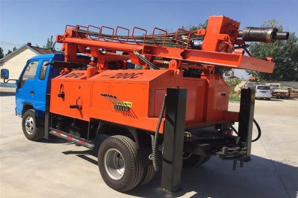 Z-WC400A全液壓車載氣動鉆機 (3).jpg